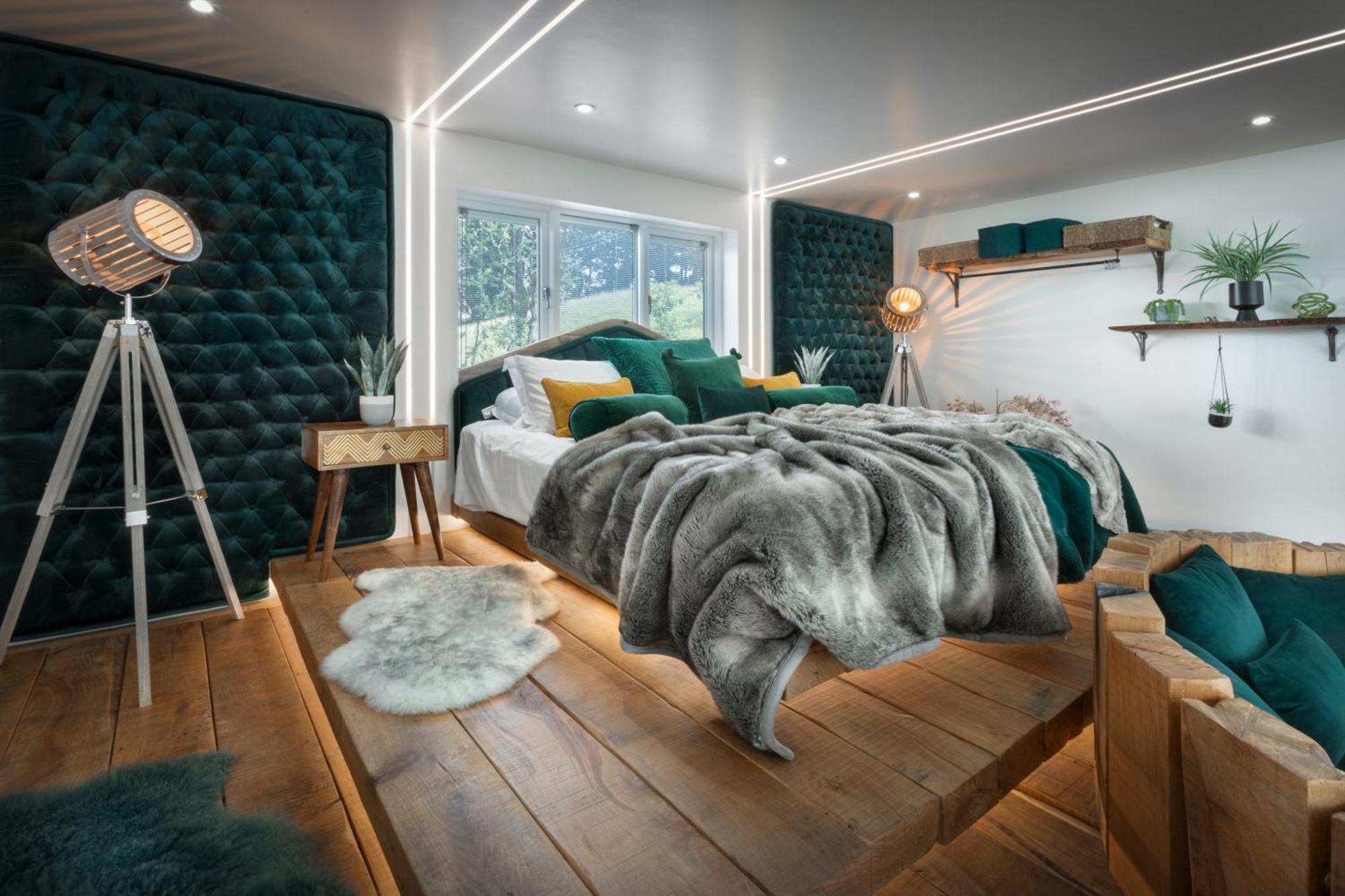 Aphrodites Group - Luxury Hot Tub Suites In Central Lake District! 鲍内斯温德米尔 外观 照片