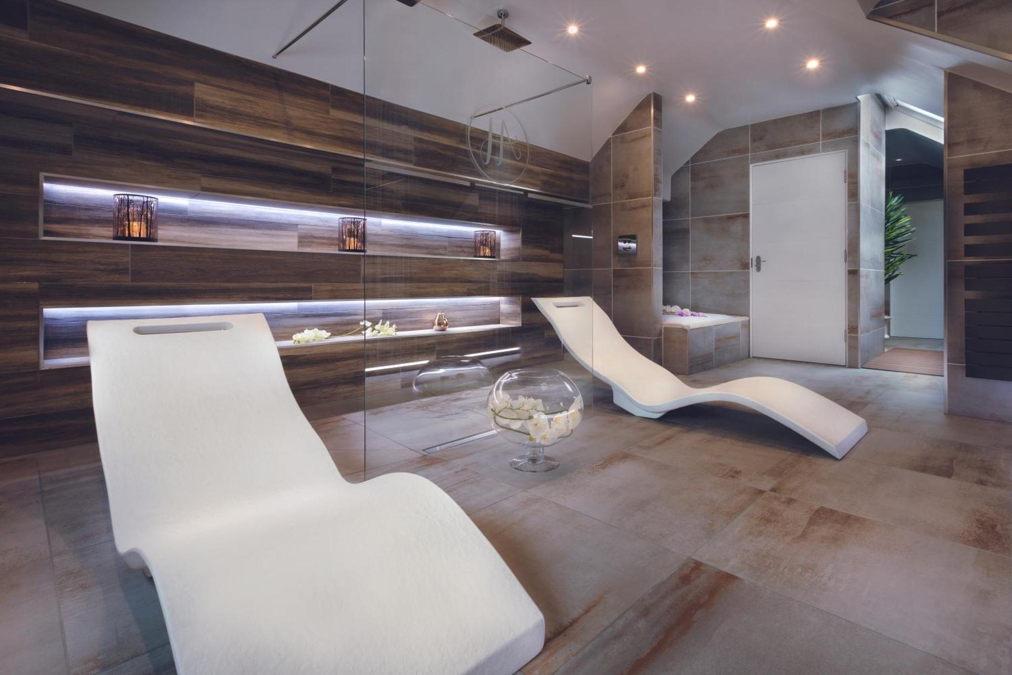 Aphrodites Group - Luxury Hot Tub Suites In Central Lake District! 鲍内斯温德米尔 外观 照片