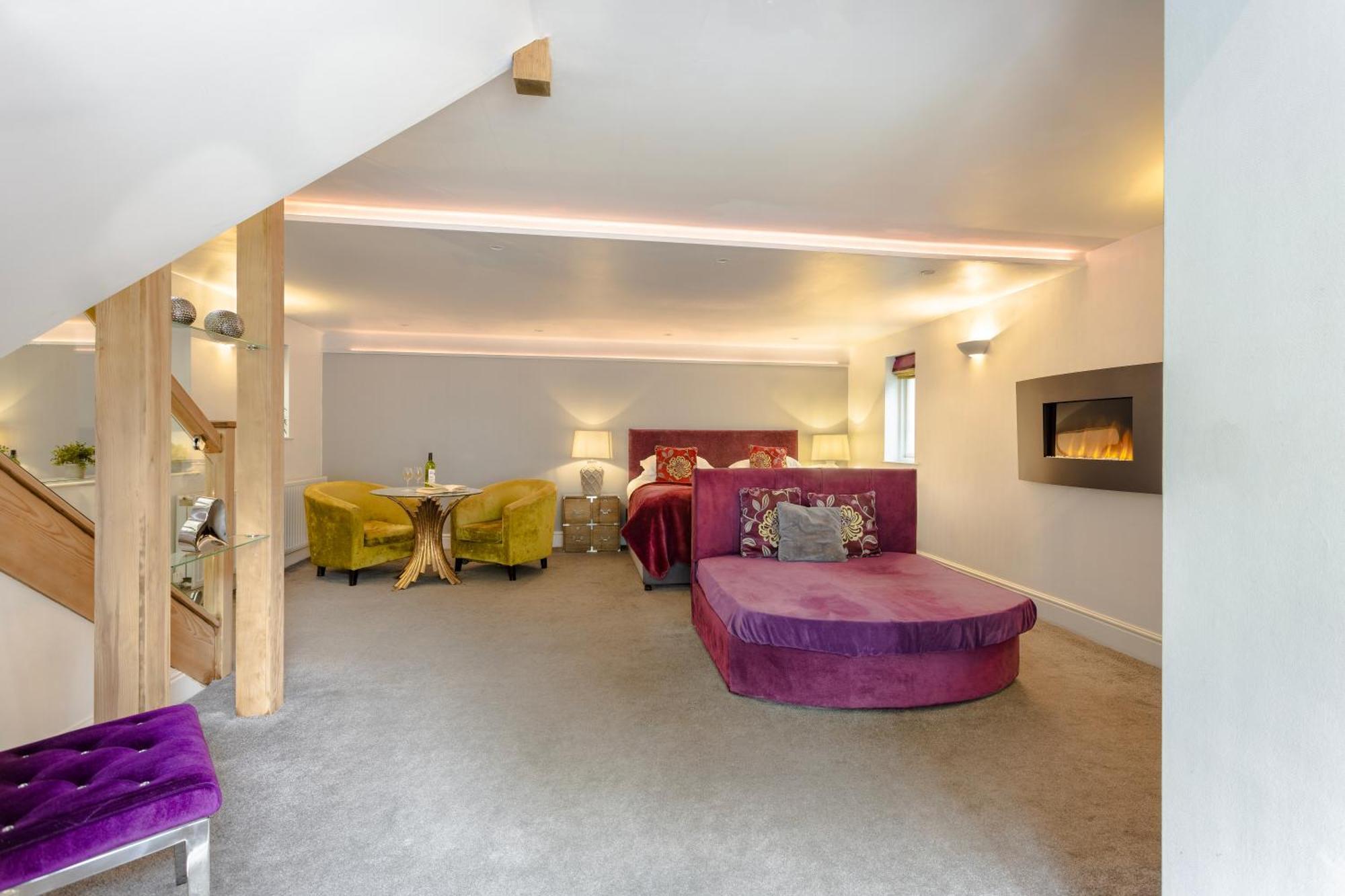 Aphrodites Group - Luxury Hot Tub Suites In Central Lake District! 鲍内斯温德米尔 外观 照片