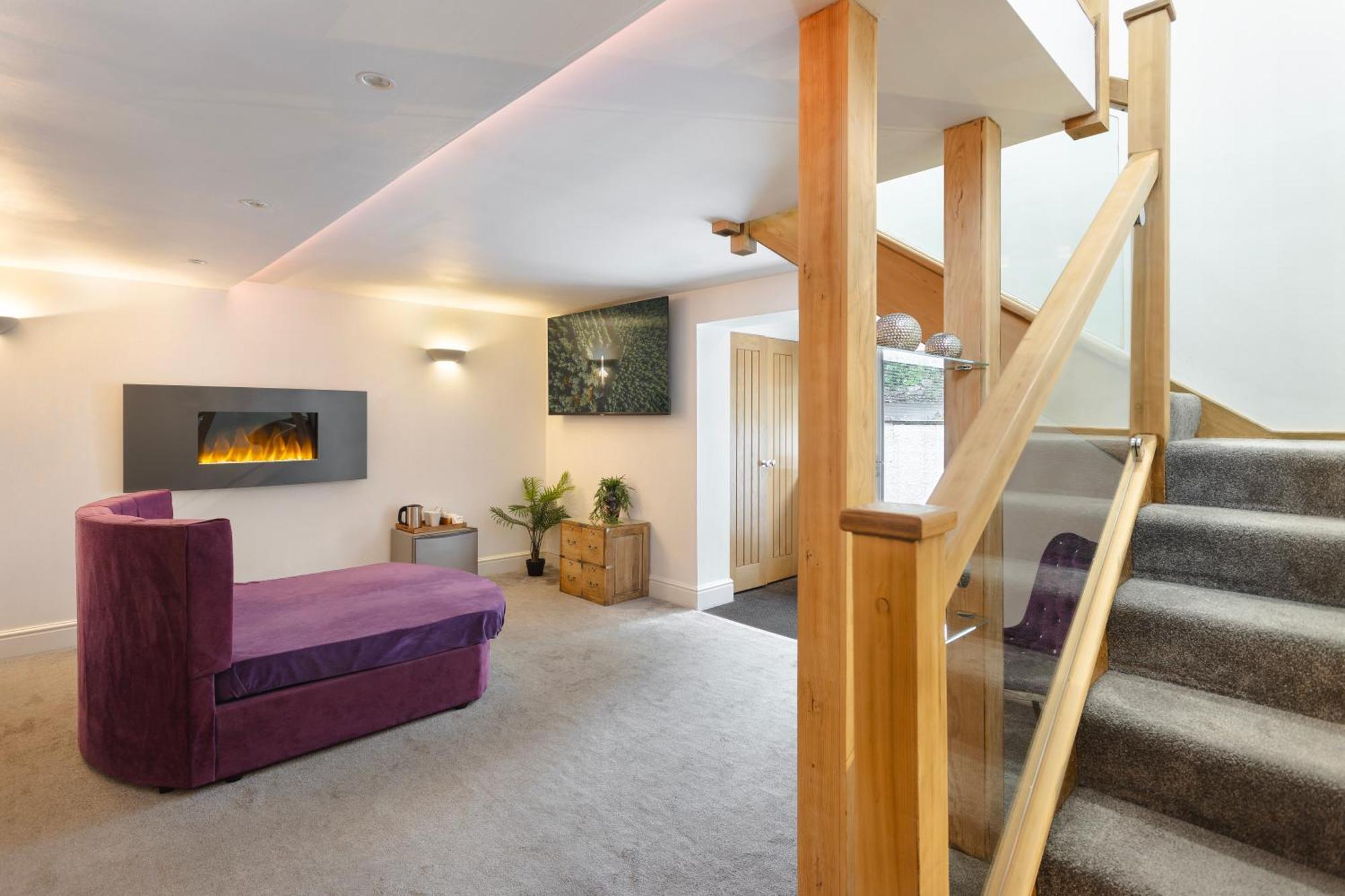 Aphrodites Group - Luxury Hot Tub Suites In Central Lake District! 鲍内斯温德米尔 外观 照片
