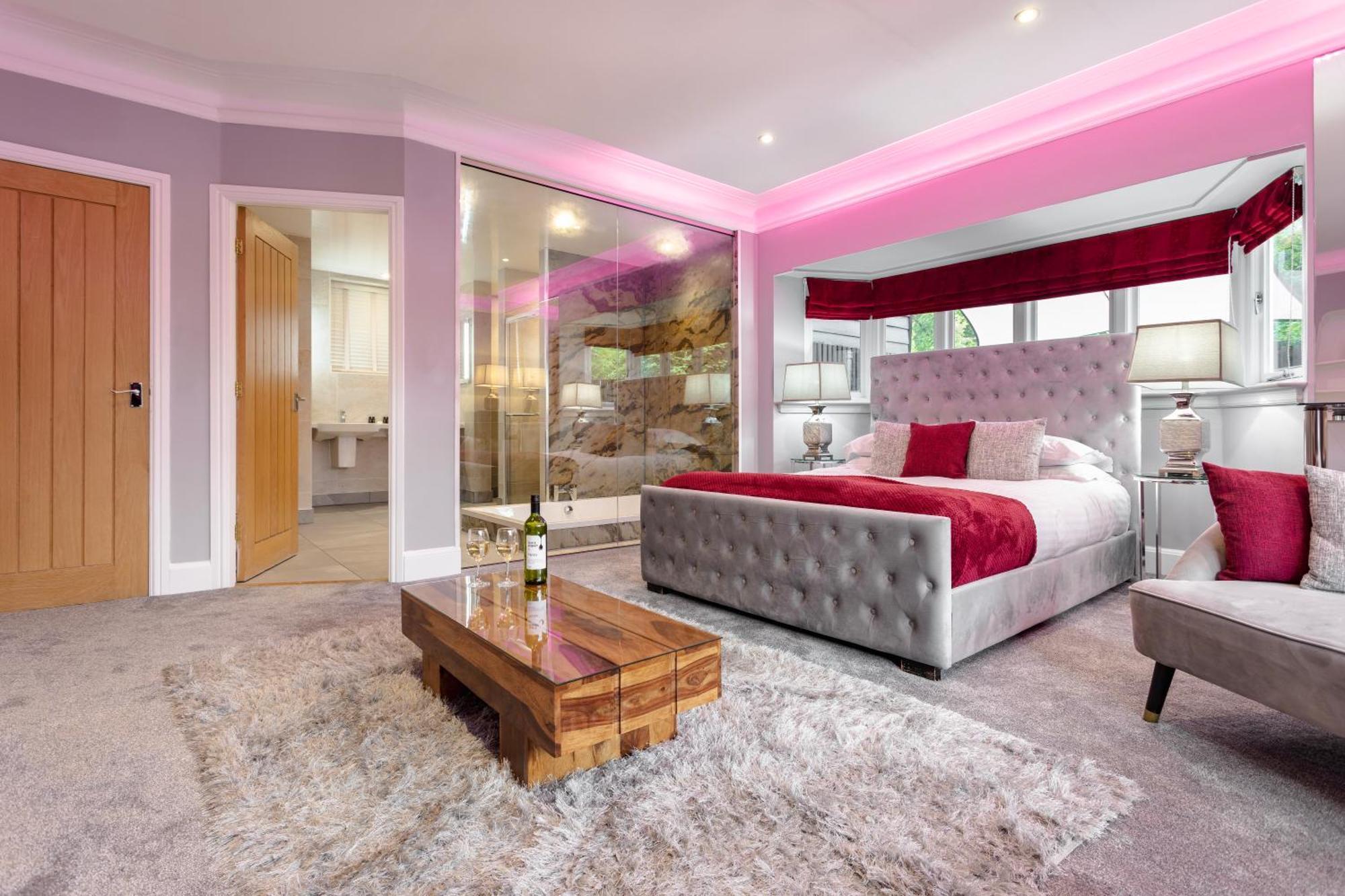 Aphrodites Group - Luxury Hot Tub Suites In Central Lake District! 鲍内斯温德米尔 外观 照片