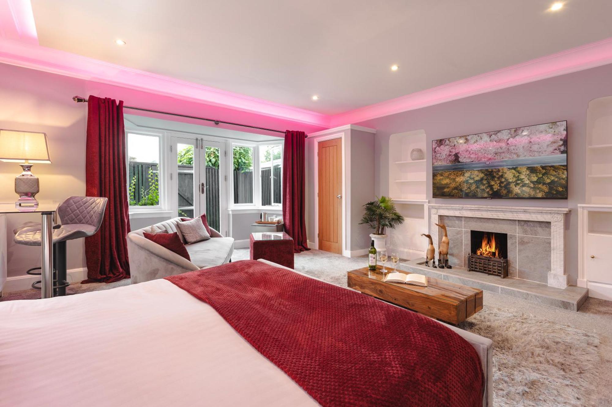 Aphrodites Group - Luxury Hot Tub Suites In Central Lake District! 鲍内斯温德米尔 外观 照片