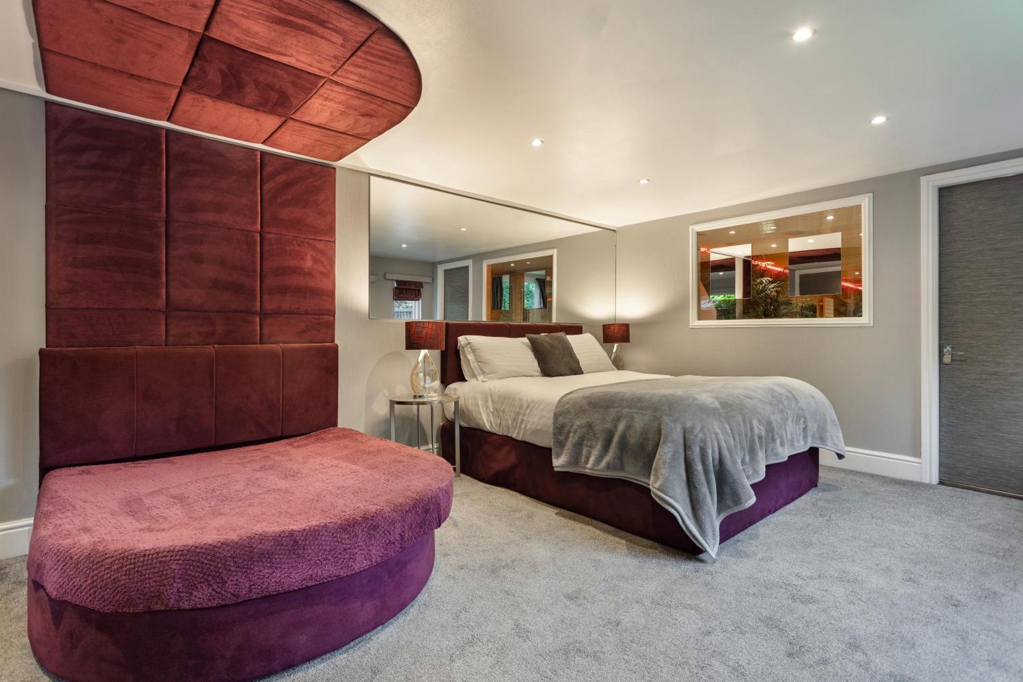 Aphrodites Group - Luxury Hot Tub Suites In Central Lake District! 鲍内斯温德米尔 外观 照片